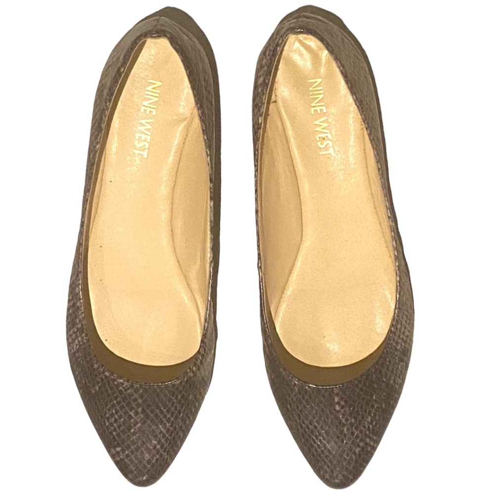 Nine West snakeskin pointed toe  ballet flats. Sz 6.5